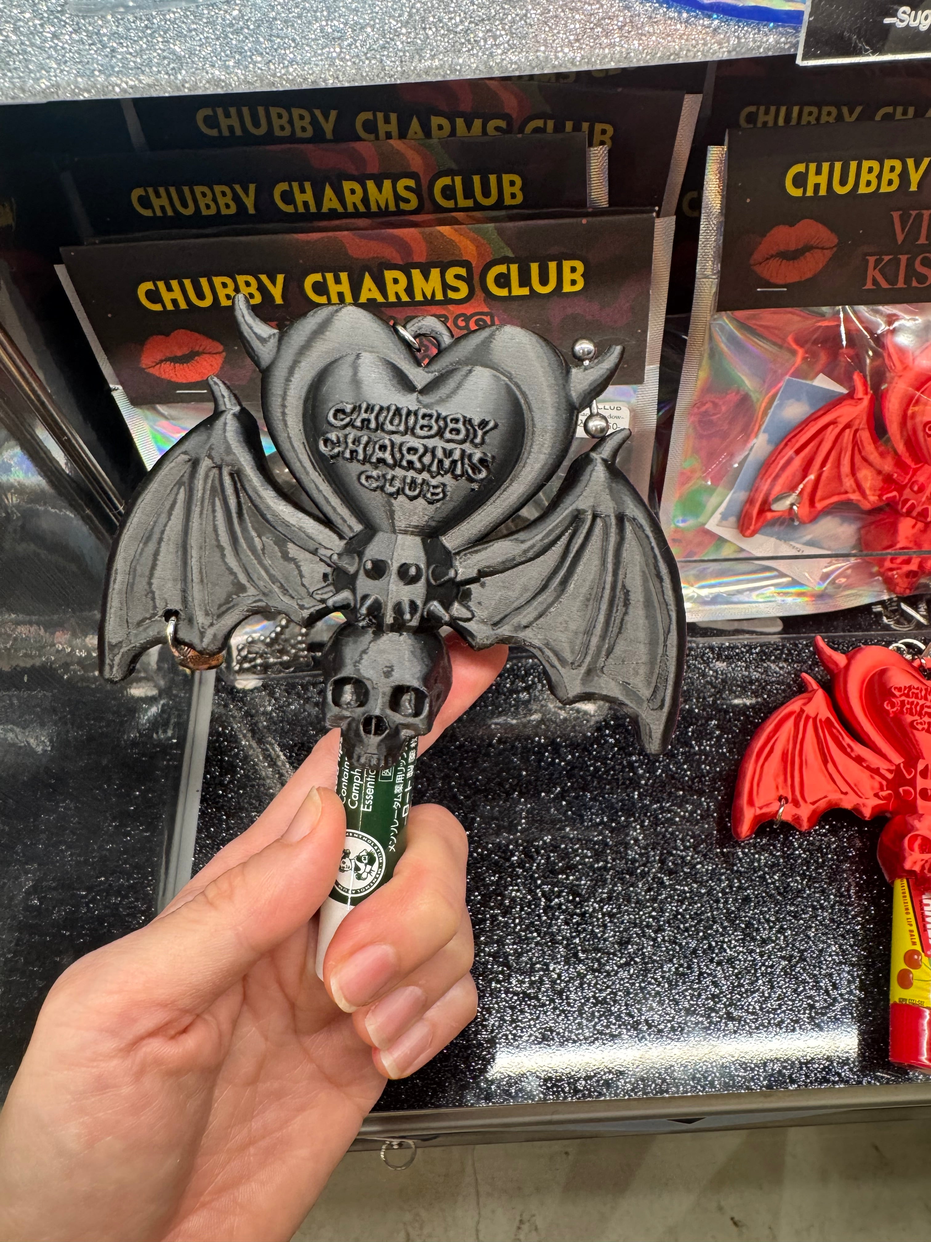 Villan's Kiss Wand
